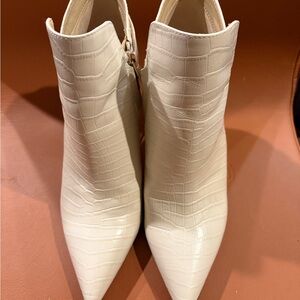 Sam Edelman Cream Croc-Embossed Ankle Booties